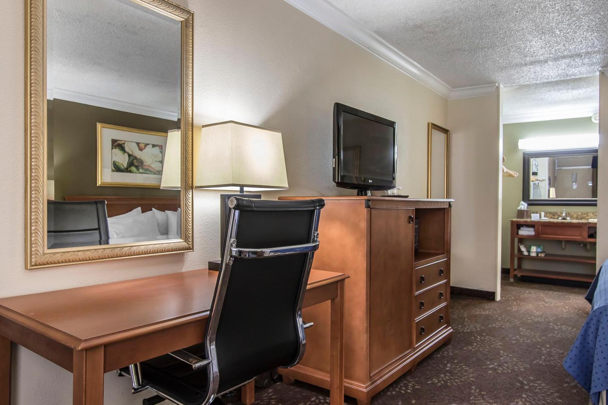 Quality Inn Morgan City Exterior photo